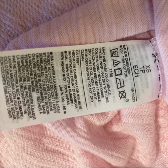 💋3/$10 old Navy light pink tee shirt - Picture 9 of 10